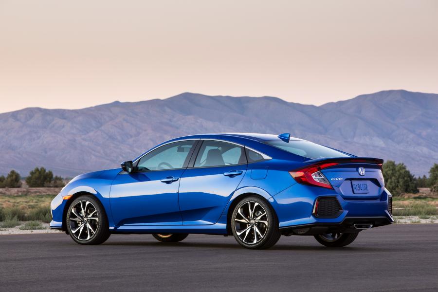  Honda Civic Si Sedan 2017 года  (NA) (фото 16 из 48)